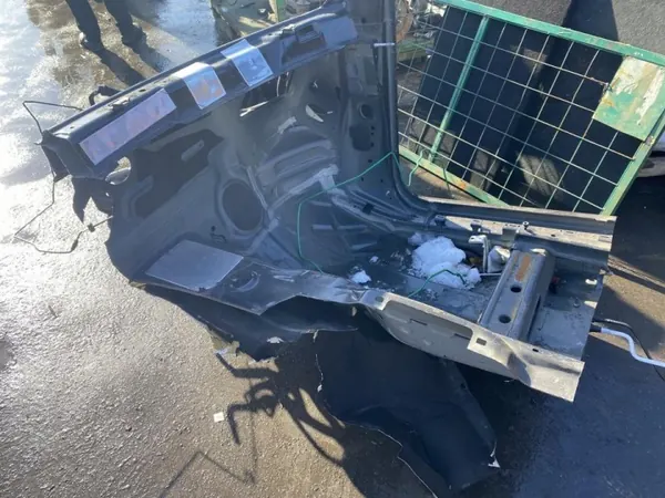 Aleta delantera derecha Porsche Macan 2021 OEM 293733 image 4