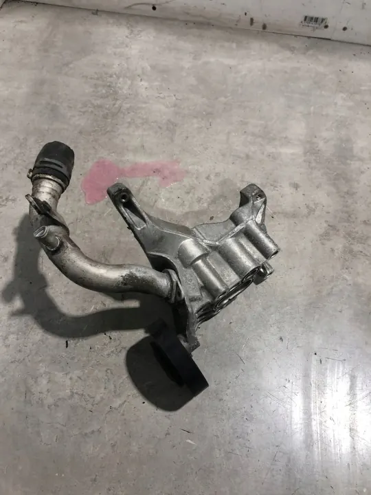 Ohjauspumpun kiinnike OEM 059145169CL Audi image 2