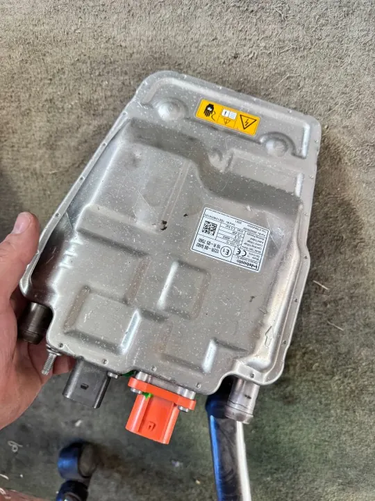 Chauffage batterie Jeep Wrangler JL 2.0T 4xe OEM 68443445AB image 3