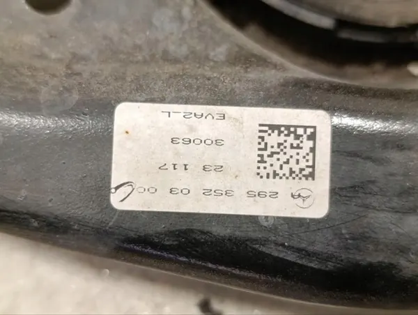 Bakre Fjädring Sats Mercedes-Benz EQE V295 2023 Vänster A2233527 image 6