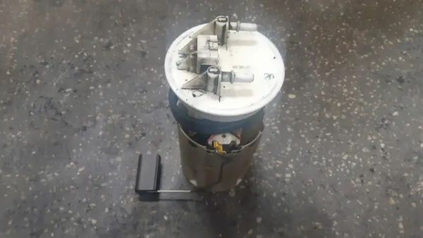 Polttoainepumppu Nissan Primera P12 2.2 DCI 0580300022 image 2