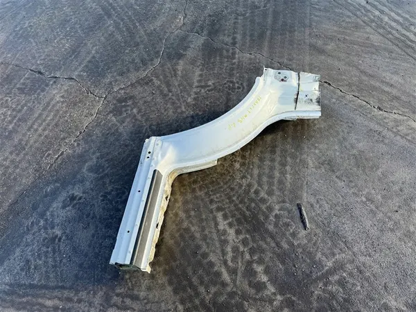 Pilar da porta dianteira esquerda Ford Transit MK8 14-23R image 3