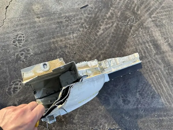 Pilar da porta dianteira esquerda Ford Transit MK8 14-23R image 4