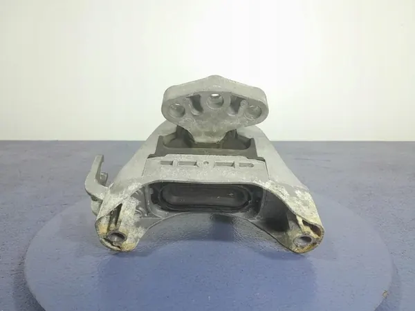 OPEL ASTRA J 1.4T Supporto Motore 13248472 image 3