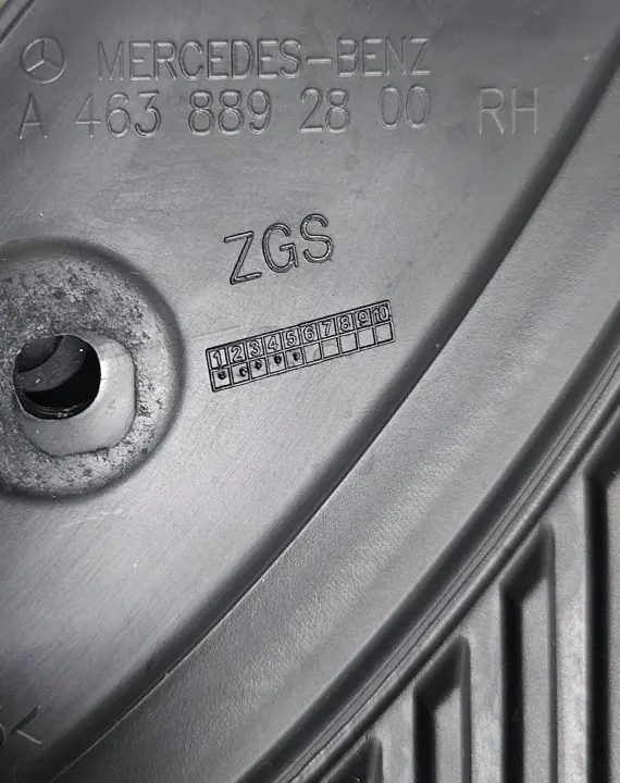 Mercedes G63 pyyhinvarsi OEM A4638892700/2800 image 4