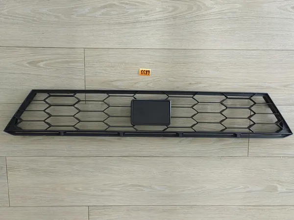 Griglia paraurti centrale SEAT IBIZA V image 2