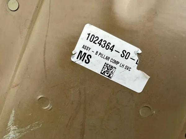 Pilar de chassi esquerdo central Tesla Model S OEM 4IX000555 image 4
