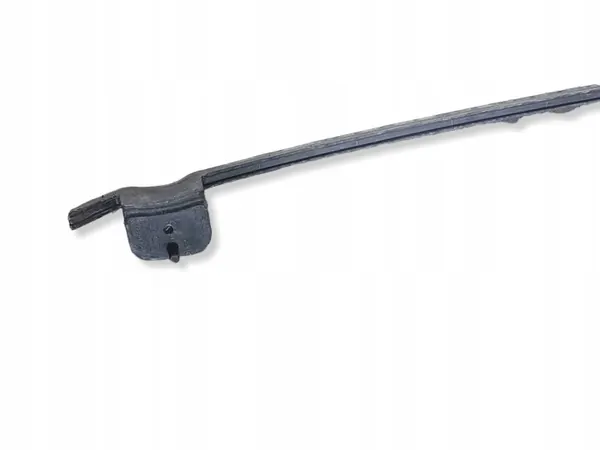 Hyundai i30 Framstötskålsförstärkning OEM 8571G4000 image 4