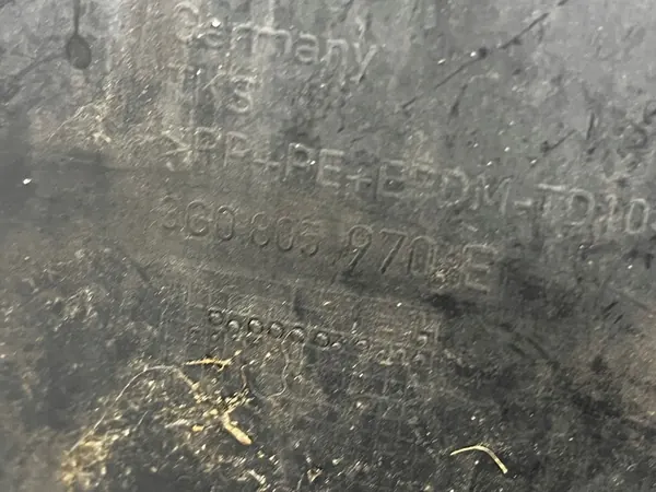 Front Right Wheel Arch VW Passat B8 3G0805970E image 7