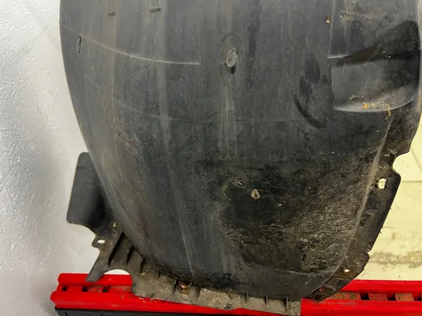 Front Right Wheel Arch VW Passat B8 3G0805970E image 8