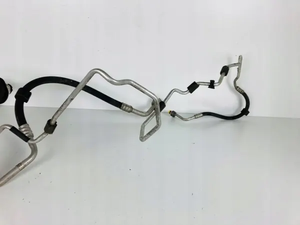 Audi A4 B8 Ilmastointiputki OEM 8K0260710Q - Käytetty image 4