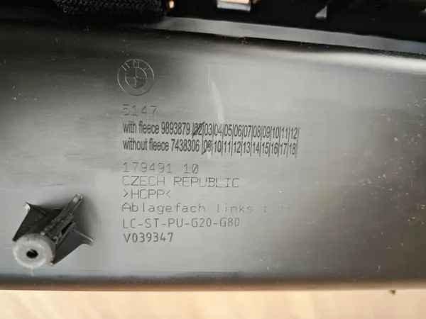 Inserção de porta-malas esquerdo OEM 9893879 para BMW G26 image 7