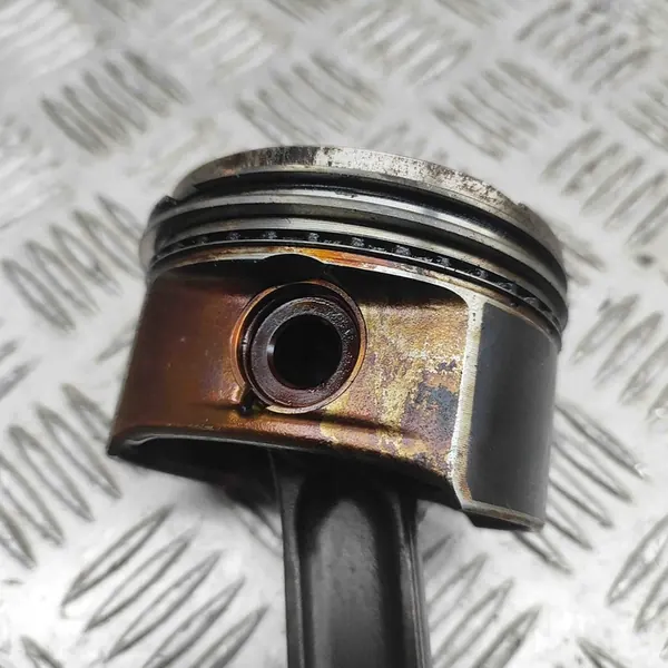 MERCEDES-BENZ CLK (C209) Kolv 1.8L A2710300024 image 4