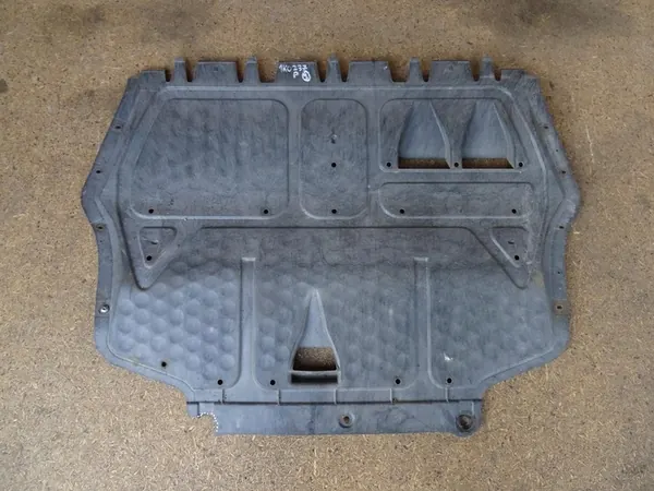 Motorplåt VW GOLF V R32 1K0825237P image 4