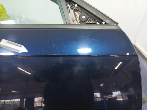 Audi A3 8P Voor deur rechts OEM LZ5A - Gebruikt image 4