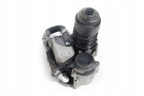 VW AUDI Öljysuodattimen Tuki OEM 059115397 Käytetty image 2