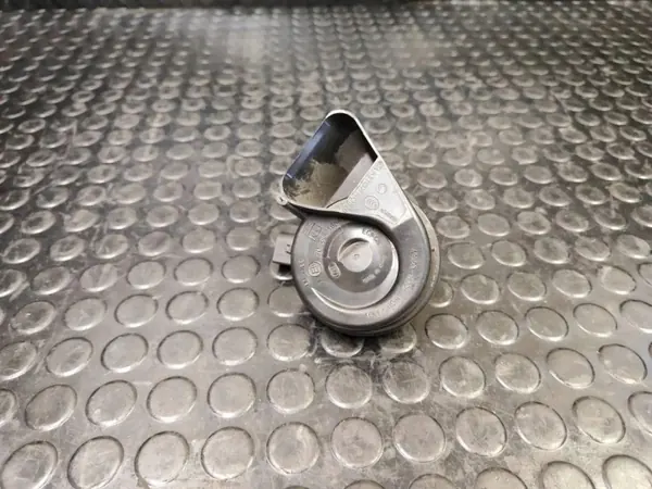 Claxon OEM 4H0951223B voor Audi A8 D4 2015 3.0L image 2