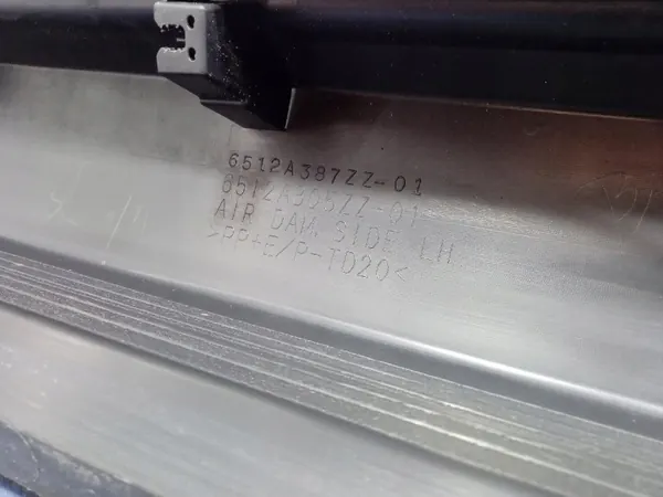 Mitsubishi ASX I Guarnição de Limiar Esquerda OEM 6512A387ZZ image 4