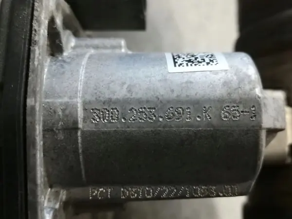 OEM 80A253411M Audi Q5 SQ5 2021 Vaimennin image 4