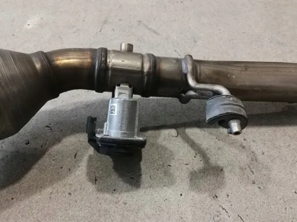 OEM 80A253411M Audi Q5 SQ5 2021 Vaimennin image 9