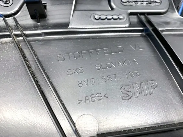 OEM 8V5867105 Vänster Framdörrsklädsel Audi A3 8V image 4
