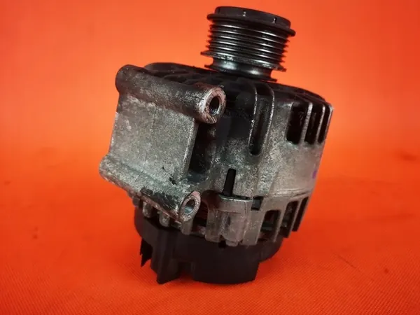 Audi S5 A5 8T 3.0 TFSI Generaattori image 2