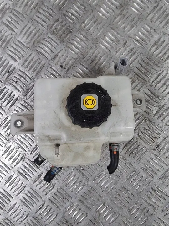 Toyota ESP12360 Jarrujäämäsäiliö - Käytetty image 2