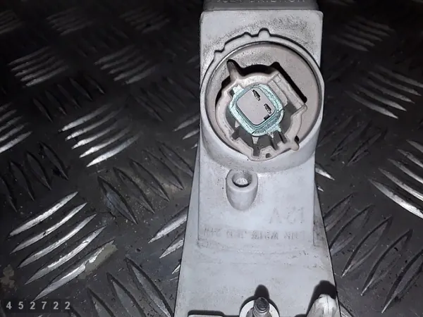 Faro antiniebla Nissan AM-452722 - Pieza OEM usada image 4