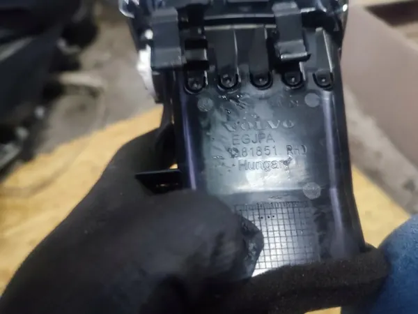 Rechter luchtrooster OEM 1281851 voor Volvo S60 II/V60 image 5
