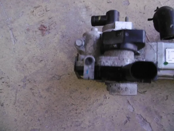 EGR-klep Kia OEM 28410-2A600 voor Sportage 3 1.7 CRDi image 3