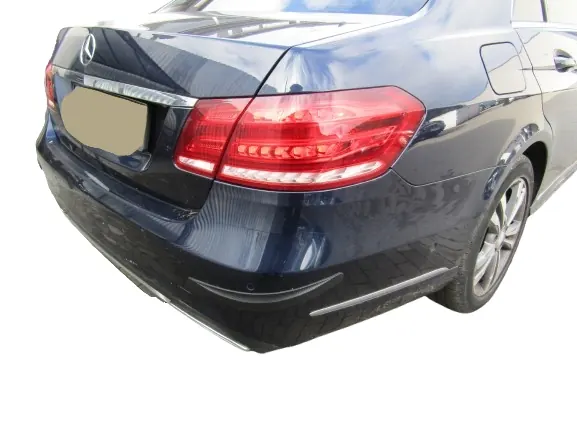 MERCEDES W212 2013 Komplett bakre stötfångare OEM image 2