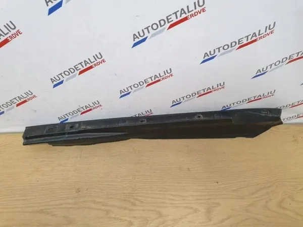 BMW Spatbordvoering OEM 51767419386 - Gebruikt image 7
