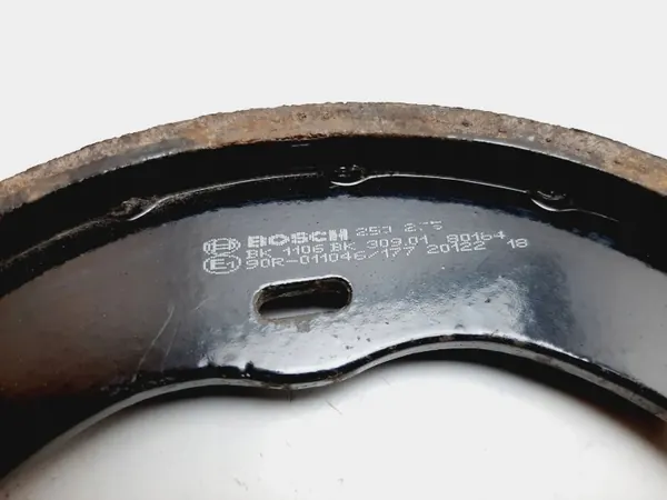 Mercedes-Benz Handbremsbacken OEM 90R011046 image 5