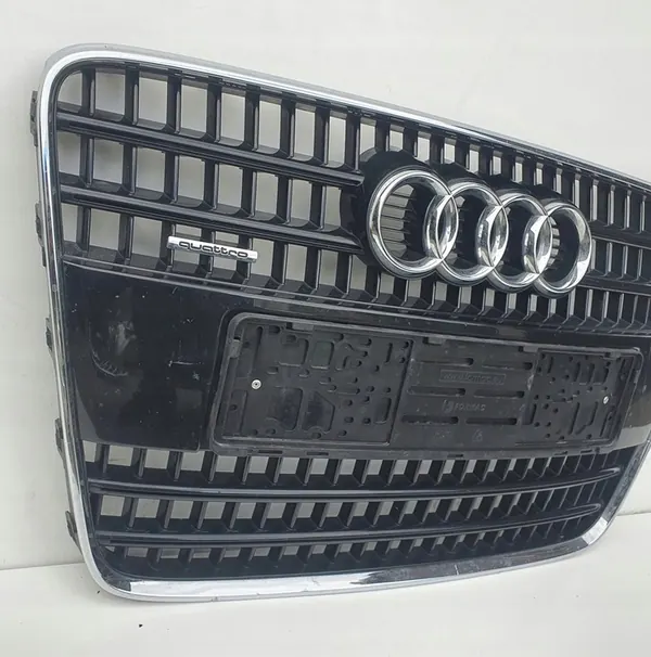 Audi Q7 Front Grill 4L0853651E image 3