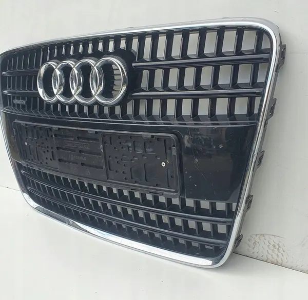 Audi Q7 Front Grill 4L0853651E image 4