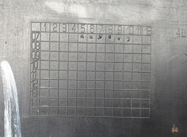 Audi Q7 Front Grill 4L0853651E image 7