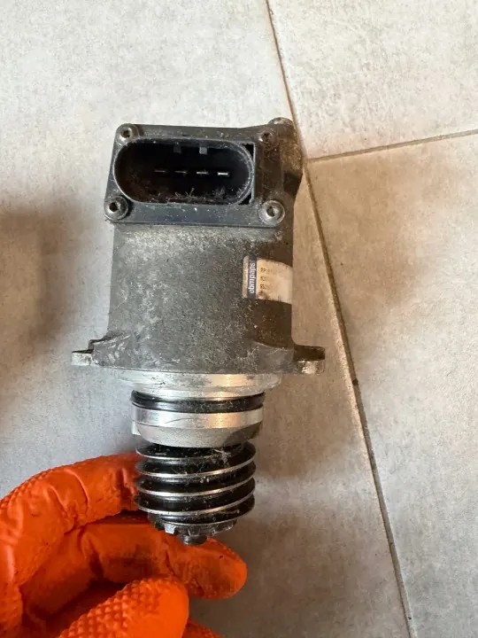 Siirtolaatikon anturi OEM 9326040301 BMW:lle image 3