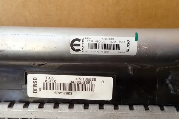 Fiat OE 52052603 Koelvloeistofradiator Voor image 10
