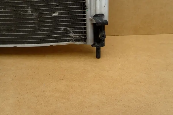 Fiat OE 52052603 Koelvloeistofradiator Voor image 6