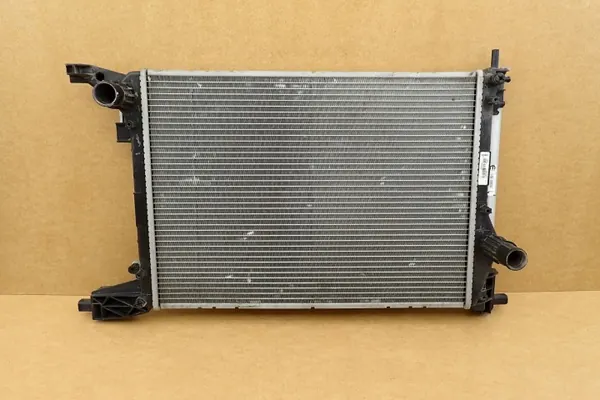 Fiat OE 52052603 Koelvloeistofradiator Voor image 8