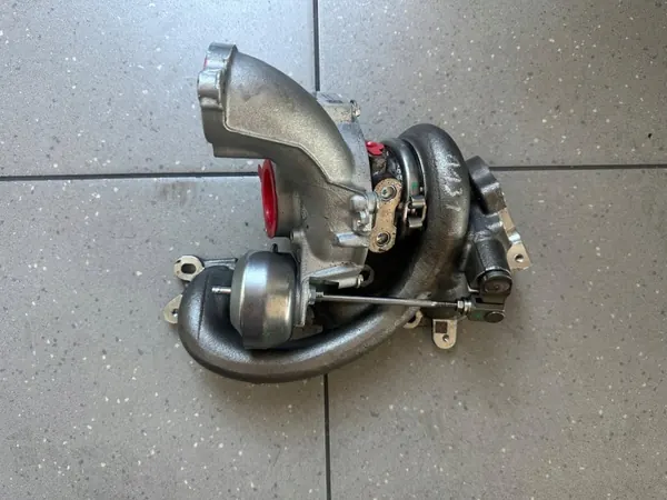 Alfa Romeo Turbolader OEM 00670050800 Gebraucht image 2