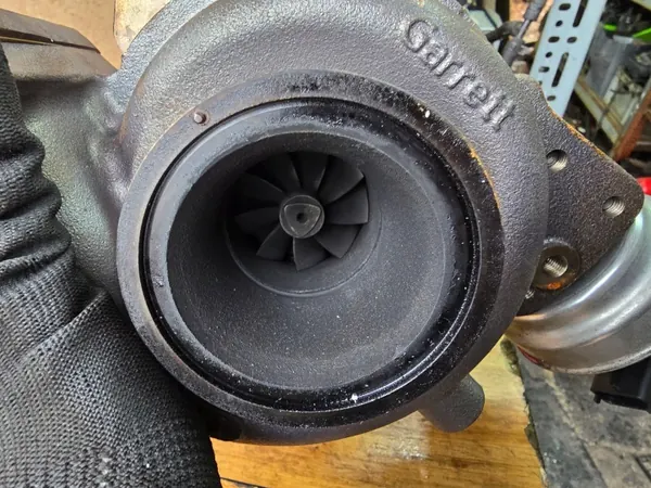 Turbo OEM 5801894252 para Iveco Fiat 3.0 HPI image 5