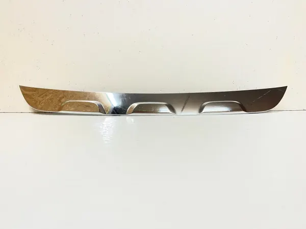 Moldura Cromada Mercedes Clase C W206 OEM A2068856304 image 2