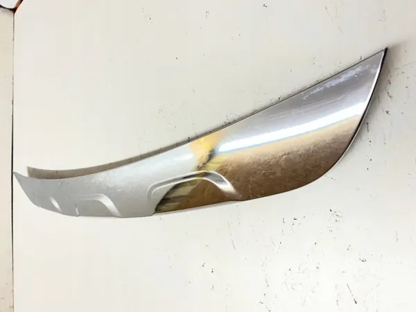 Moldura Cromada Mercedes Clase C W206 OEM A2068856304 image 8