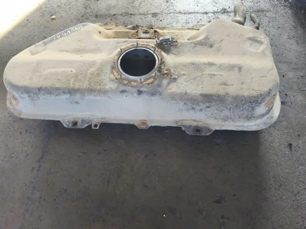 Hyundai i20 bränsletank OEM 08-14 - Begagnad image 6