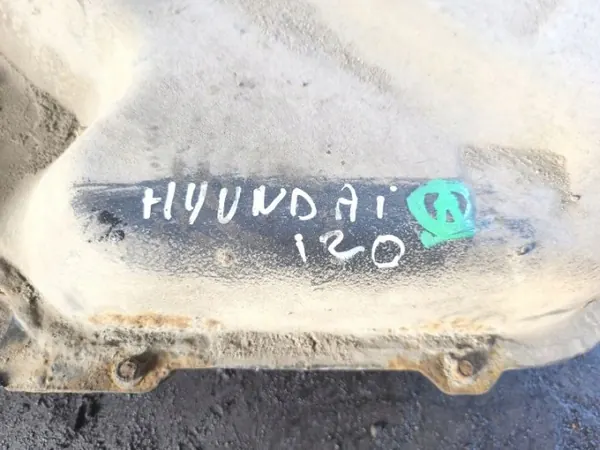 Hyundai i20 bränsletank OEM 08-14 - Begagnad image 8