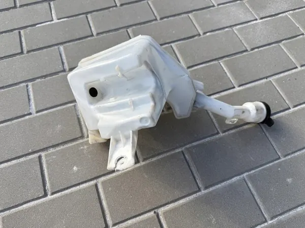 Pyyhkijännestepumppu Opel Corsa E image 2