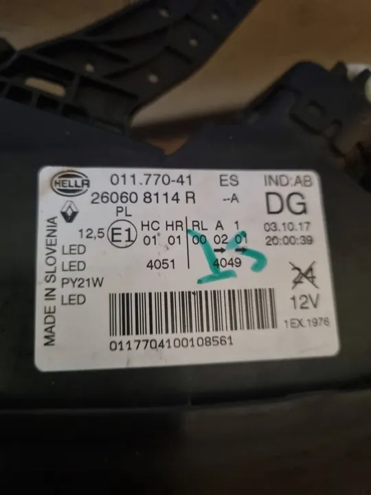 RENAULT KADJAR FULL LED Oikea Ajovalo image 10