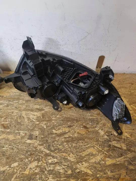 RENAULT KADJAR FULL LED Oikea Ajovalo image 6