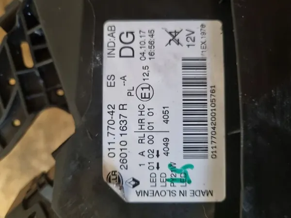 RENAULT KADJAR FULL LED Oikea Ajovalo image 9